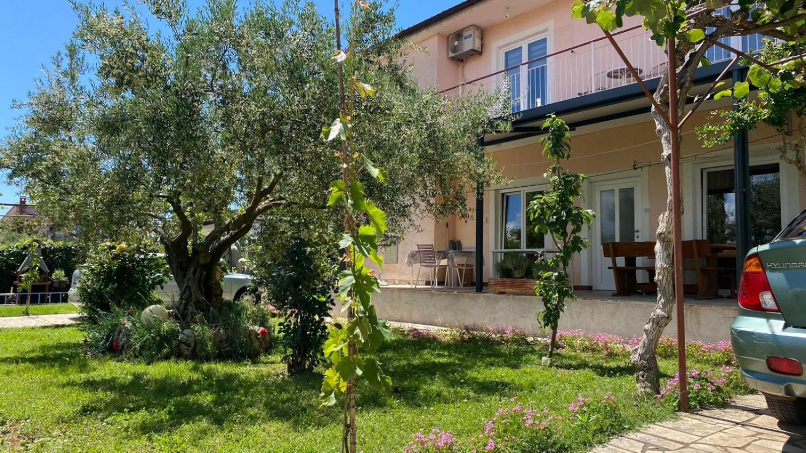 Apartment Gracijana Poreč Buitenkant foto